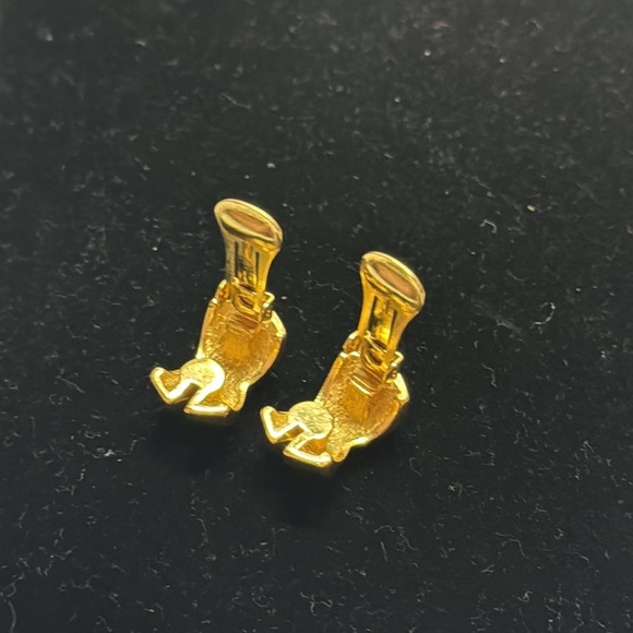 Authentic Cristian Dior Gold plated clip on Earrings - Picture 11 of 13